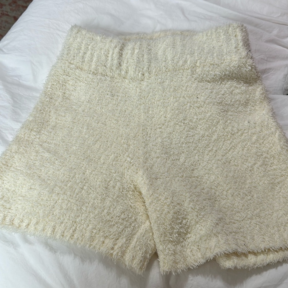 Skims cozy shorts S/M